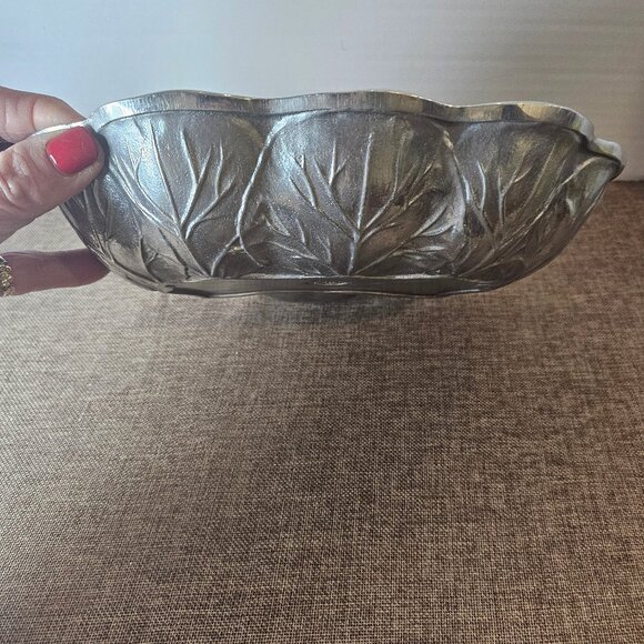 Wilton Armetale Radish and Cabbage Motif Vegetable Chip and Dip Serving Dish - Picture 9 of 12